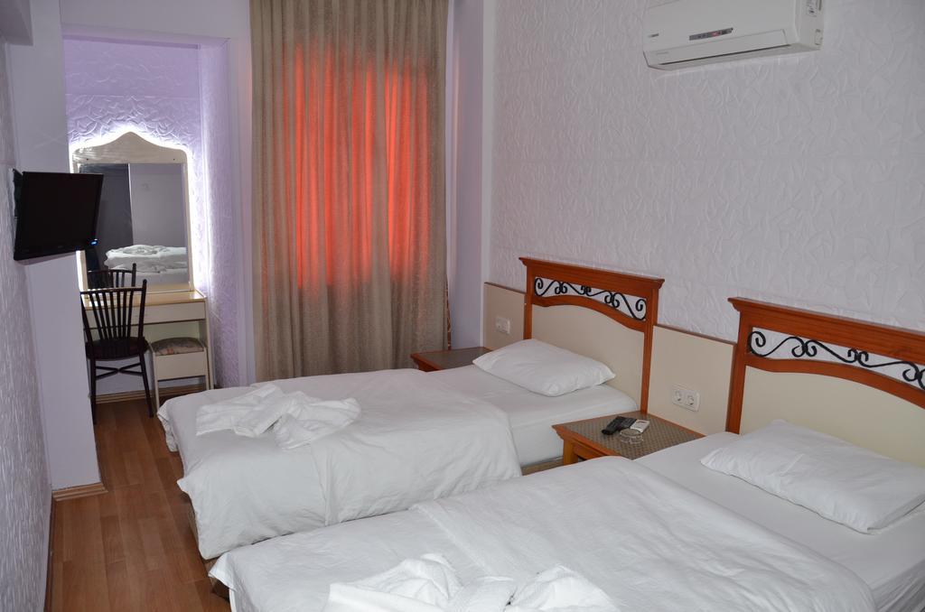 Ozturk Hotel Antalya Chambre photo